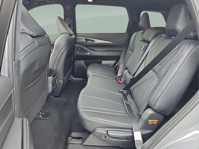 new 2025 INFINITI QX60 car, priced at $57,980