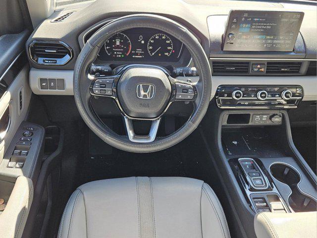 used 2024 Honda Pilot car, priced at $40,994