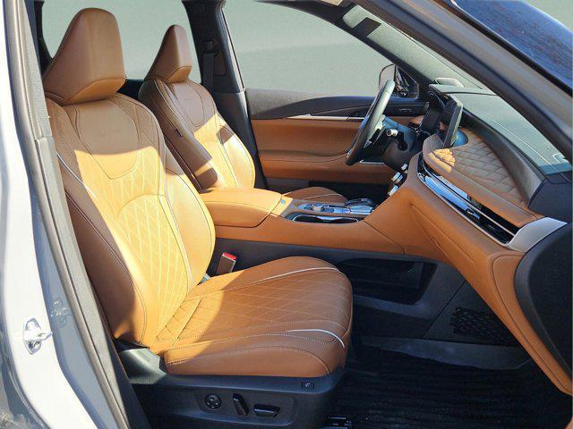 used 2025 INFINITI QX60 car, priced at $53,588