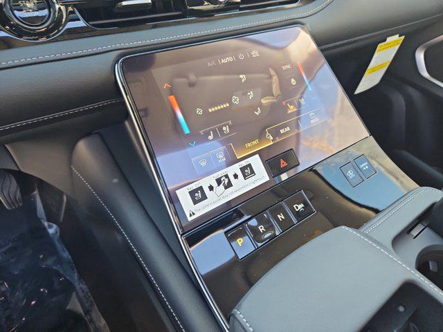 new 2025 INFINITI QX80 car, priced at $88,900