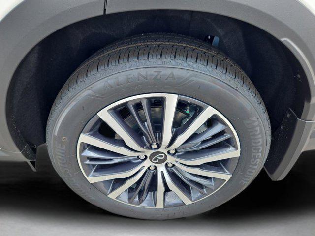 new 2025 INFINITI QX60 car, priced at $66,550