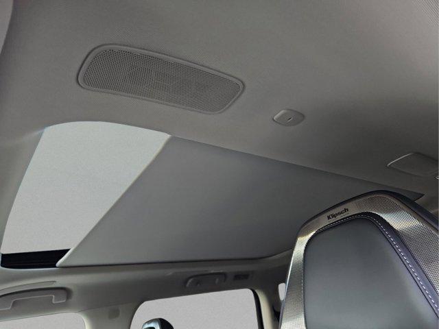 new 2025 INFINITI QX80 car, priced at $102,650