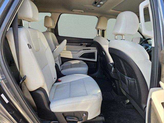 used 2023 Kia Telluride car, priced at $27,993