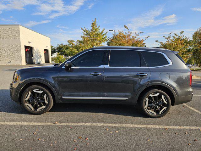 used 2023 Kia Telluride car, priced at $29,029