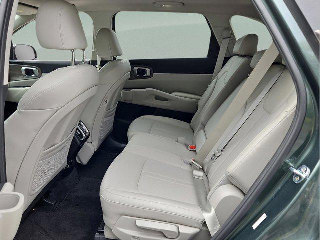 used 2022 Kia Sorento car, priced at $27,694