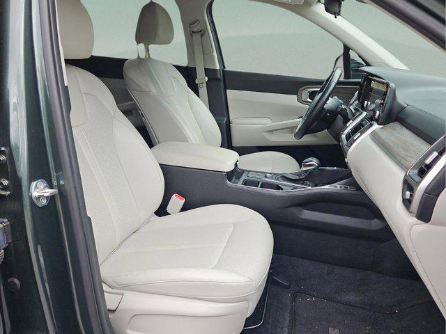 used 2022 Kia Sorento car, priced at $27,694