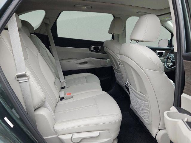 used 2022 Kia Sorento car, priced at $27,694