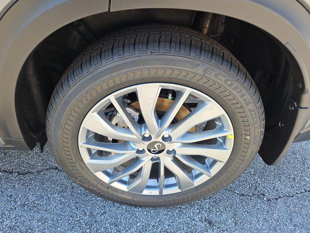 new 2025 INFINITI QX50 car, priced at $47,053