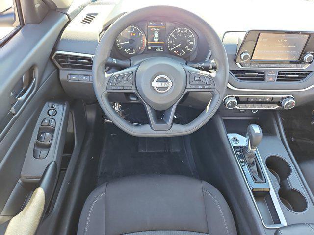 used 2023 Nissan Altima car, priced at $20,362