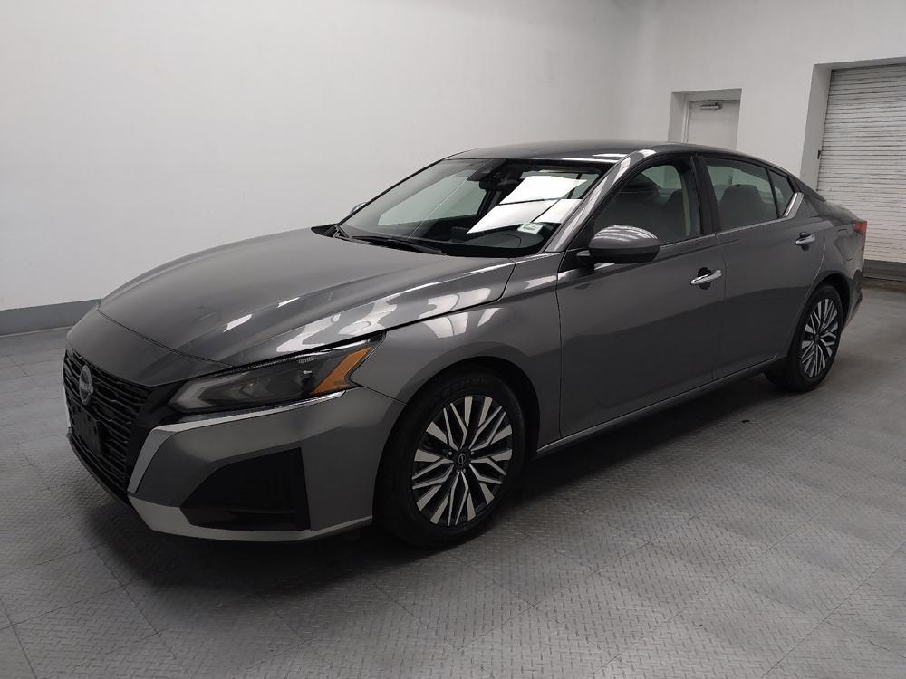 used 2023 Nissan Altima car, priced at $21,995