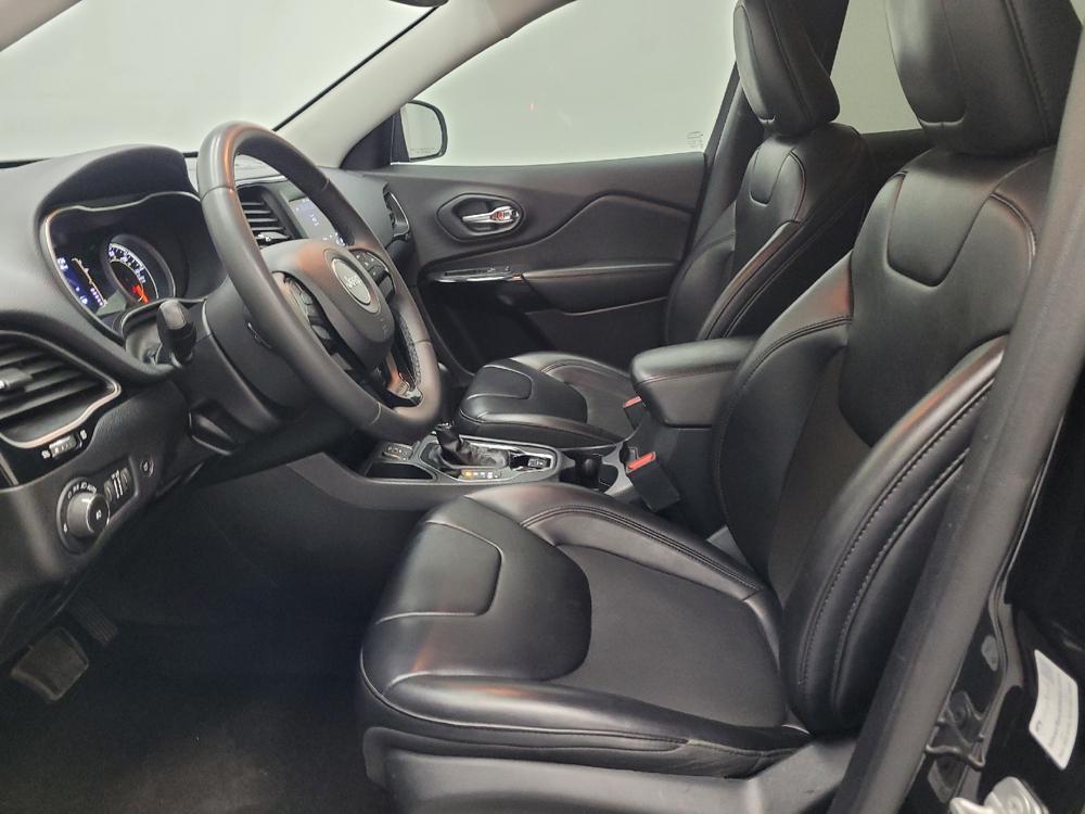 used 2020 Jeep Cherokee car, priced at $20,295
