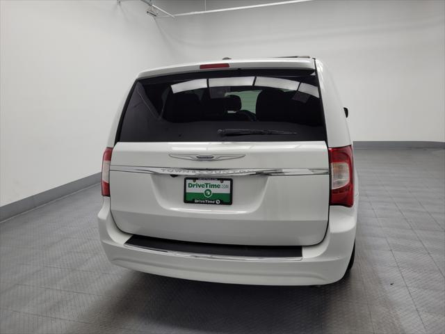 used 2014 Chrysler Town & Country car, priced at $13,395