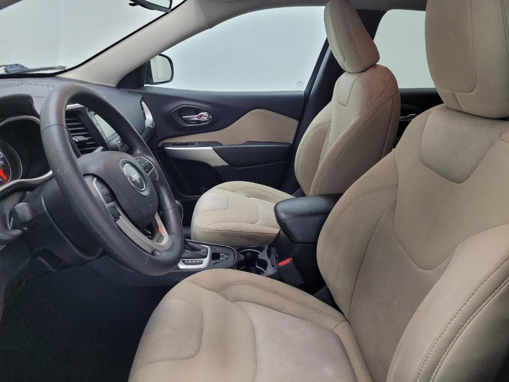 used 2018 Jeep Cherokee car, priced at $16,095
