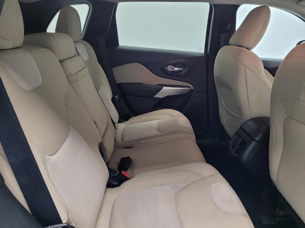 used 2018 Jeep Cherokee car, priced at $16,095