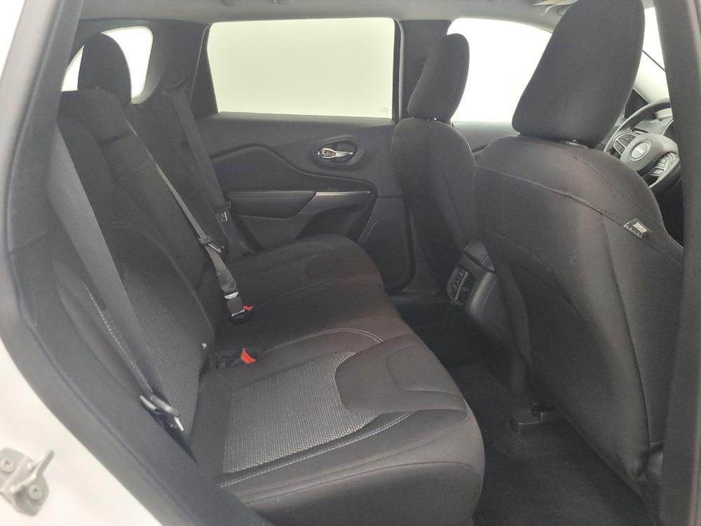 used 2019 Jeep Cherokee car, priced at $15,895