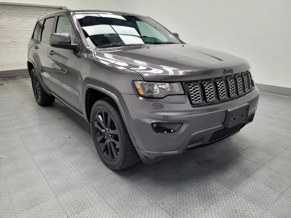 used 2017 Jeep Grand Cherokee car, priced at $17,295