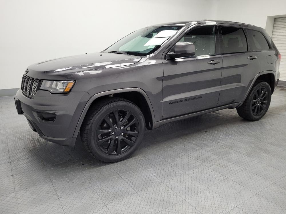 used 2017 Jeep Grand Cherokee car, priced at $17,295