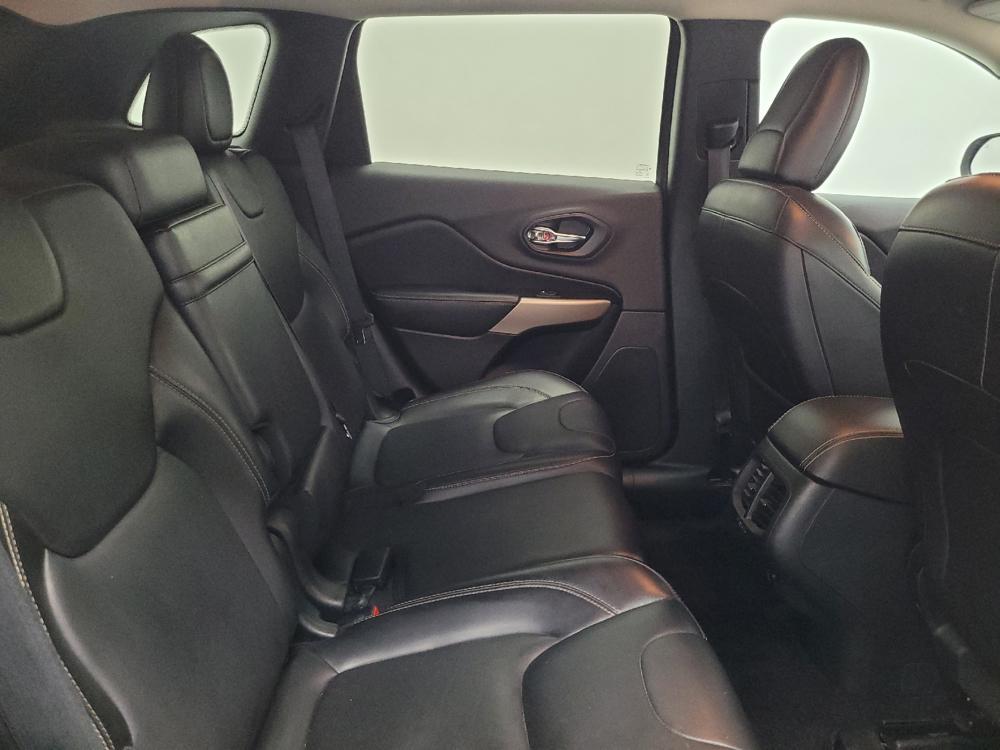 used 2018 Jeep Cherokee car, priced at $17,995