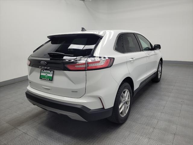 used 2024 Ford Edge car, priced at $25,395