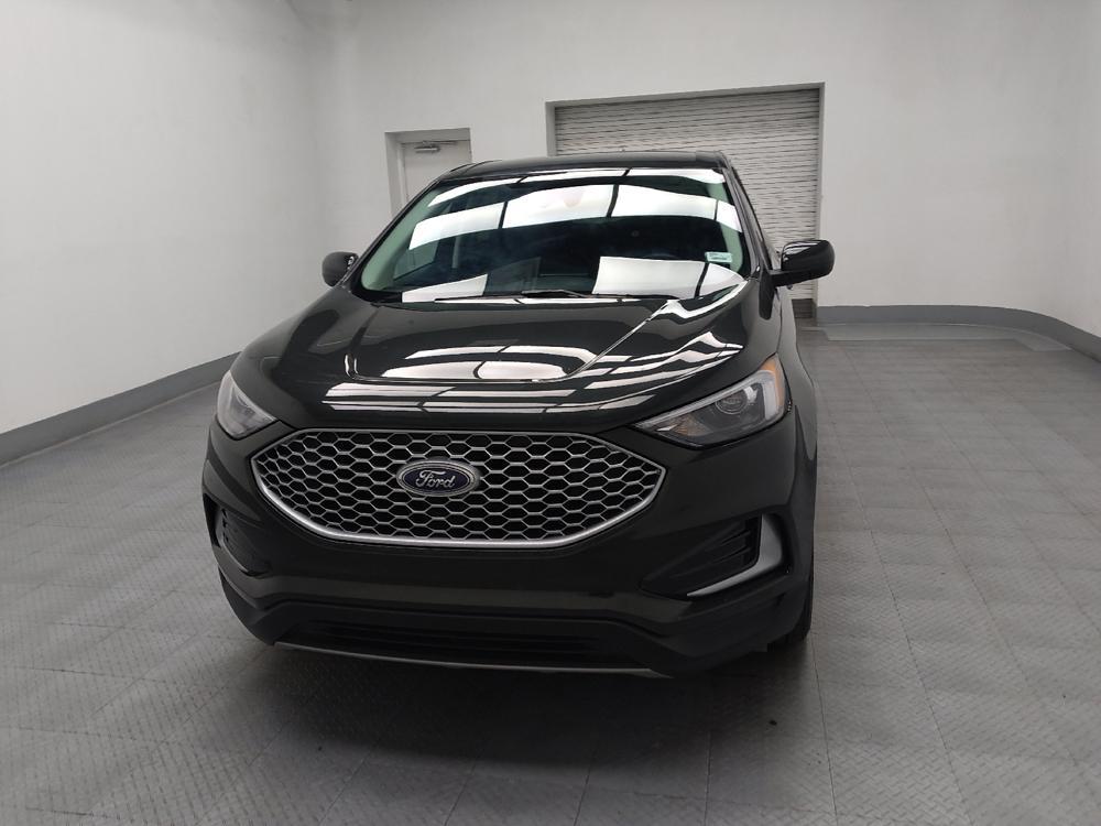 used 2024 Ford Edge car, priced at $25,395