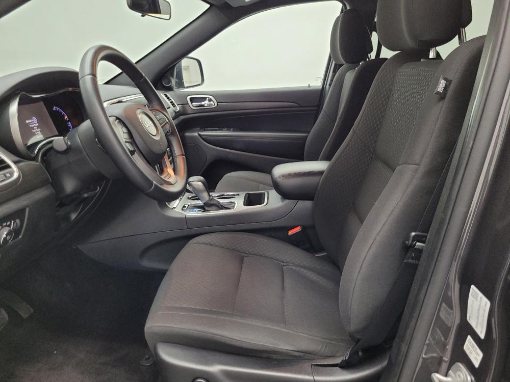 used 2018 Jeep Grand Cherokee car, priced at $18,695