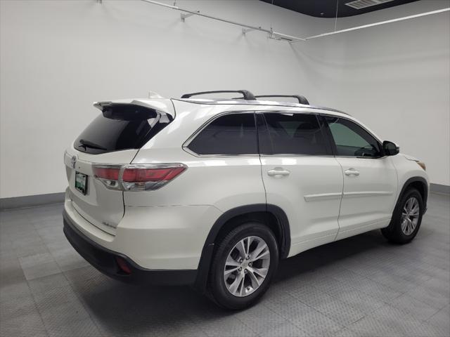 used 2015 Toyota Highlander car, priced at $18,895
