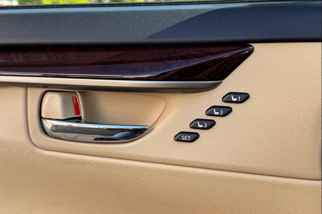 used 2013 Lexus ES 350 car, priced at $18,997