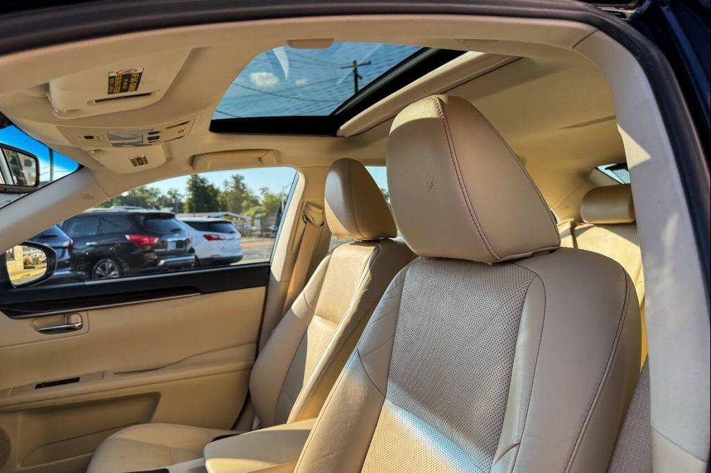 used 2013 Lexus ES 350 car, priced at $18,997