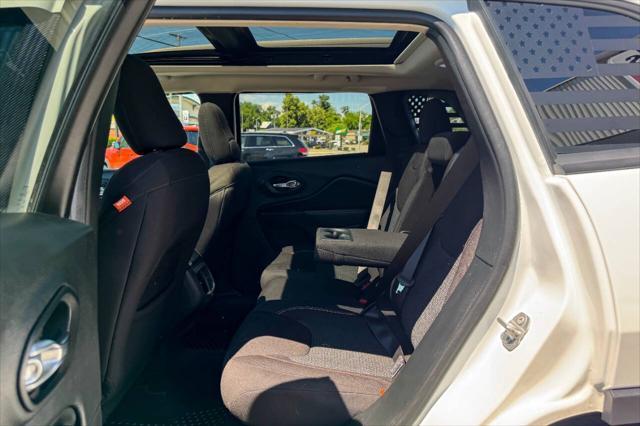 used 2017 Jeep Cherokee car, priced at $14,797