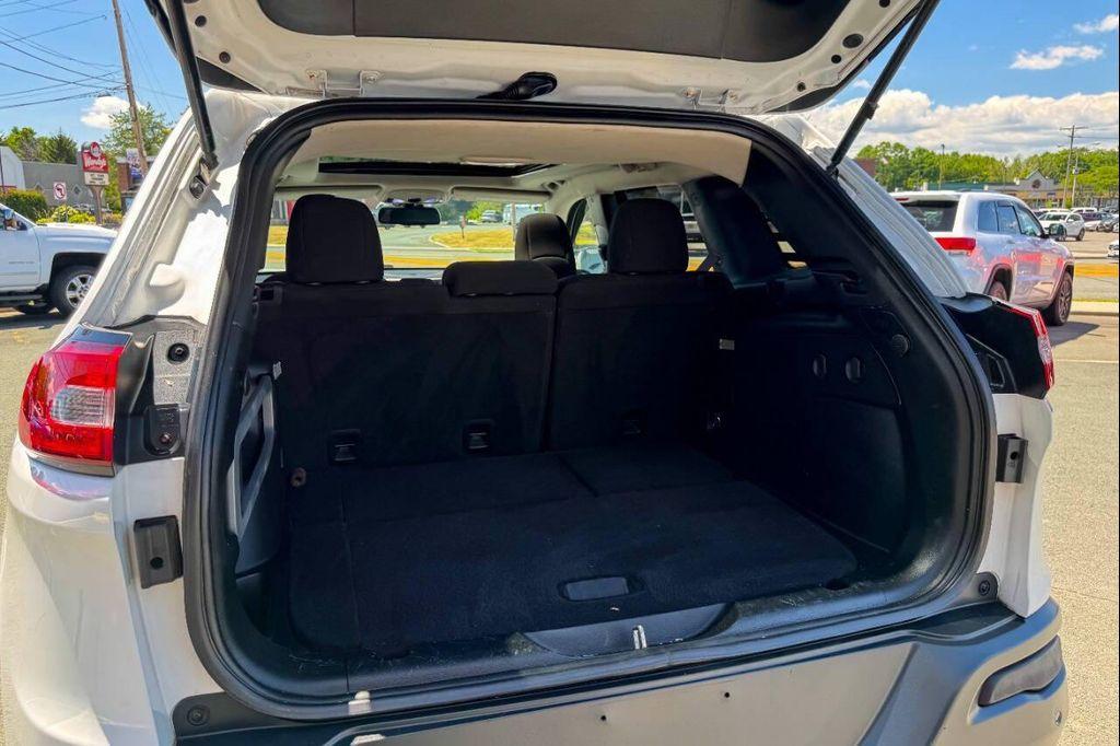 used 2017 Jeep Cherokee car, priced at $13,997