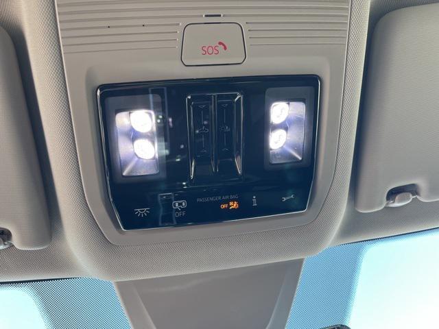 new 2025 Volkswagen Atlas car, priced at $47,500