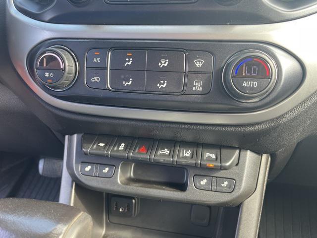 new 2025 Volkswagen Atlas car, priced at $44,000