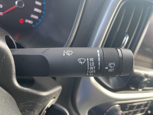 new 2025 Volkswagen Atlas car, priced at $44,000