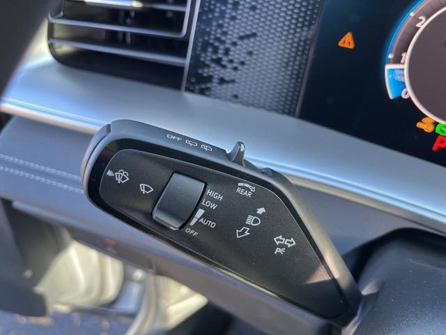 new 2025 Volkswagen Tiguan car, priced at $37,577