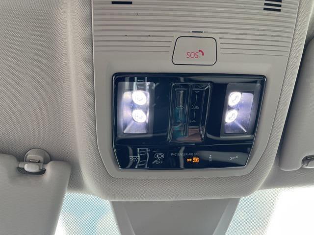 new 2025 Volkswagen Atlas car, priced at $53,000