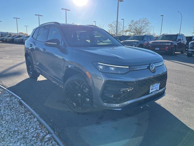 new 2025 Volkswagen Tiguan car, priced at $40,117