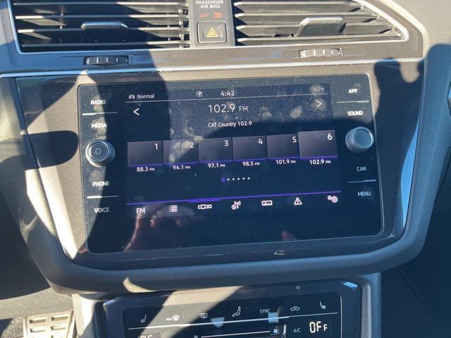 new 2024 Volkswagen Tiguan car, priced at $34,000