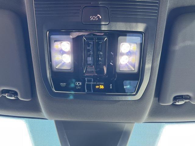 new 2026 Volkswagen Atlas Cross Sport car, priced at $53,802