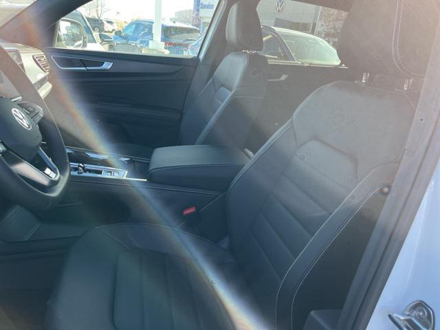 new 2026 Volkswagen Atlas Cross Sport car, priced at $53,802