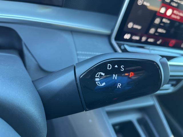 new 2025 Volkswagen Tiguan car, priced at $39,603