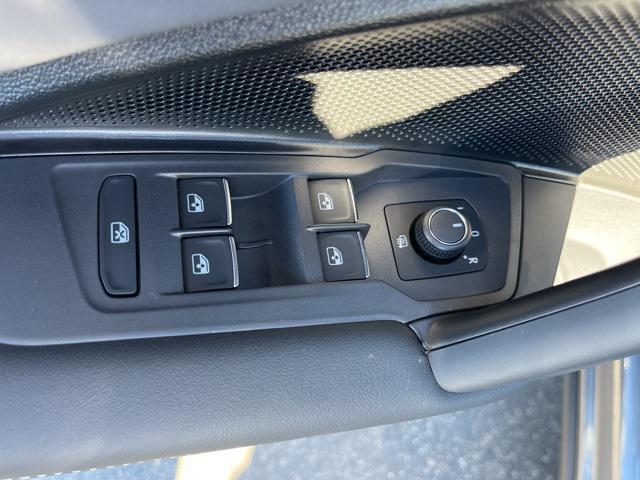 new 2025 Volkswagen Tiguan car, priced at $39,603