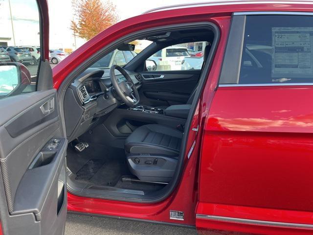 new 2024 Volkswagen Atlas Cross Sport car, priced at $45,000