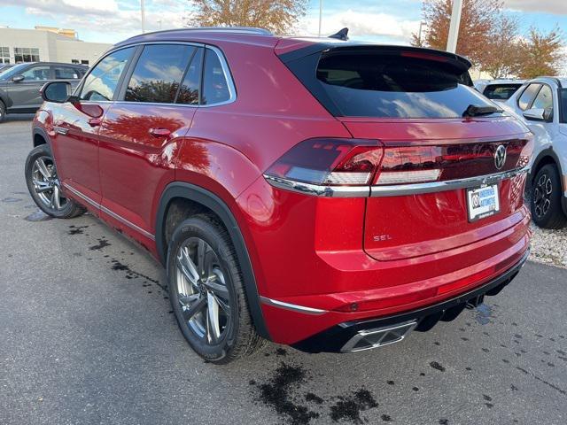 new 2024 Volkswagen Atlas Cross Sport car, priced at $45,000