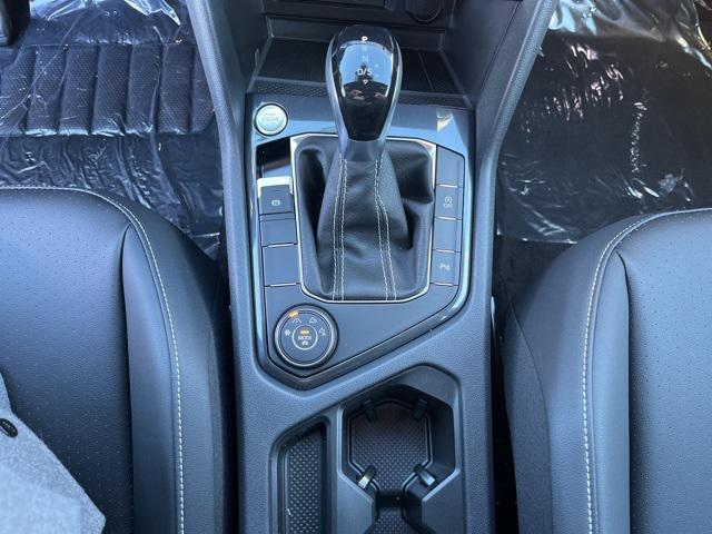 new 2024 Volkswagen Tiguan car, priced at $34,000
