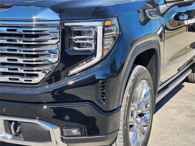 new 2025 GMC Sierra 1500 car, priced at $69,195