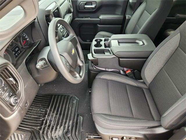 new 2025 Chevrolet Silverado 1500 car, priced at $40,105