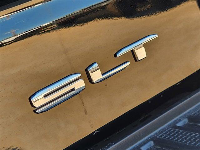 new 2026 GMC Sierra 1500 car, priced at $58,925