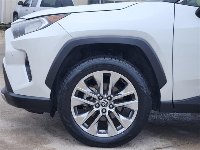 used 2020 Toyota RAV4 car, priced at $25,500