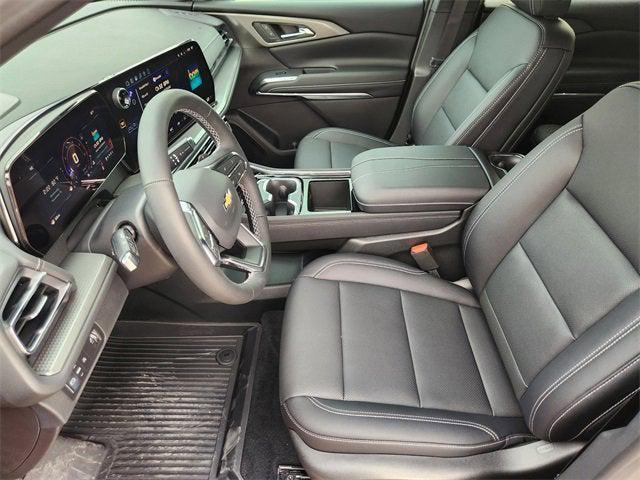 new 2026 Chevrolet Traverse car, priced at $43,965