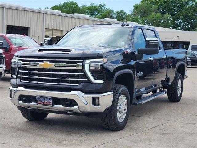 new 2025 Chevrolet Silverado 3500 car, priced at $78,070
